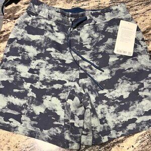 Loungeful High-Rise Short 7" Heritage Camo Wash WP Blue Multi